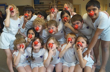 WEB Rose Court Red Nose Day