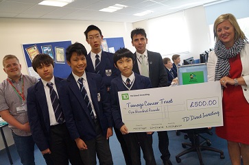 WEB TDDI present cheque to winners Y8 investment challenge